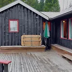 4 Bedroom In تريسيل