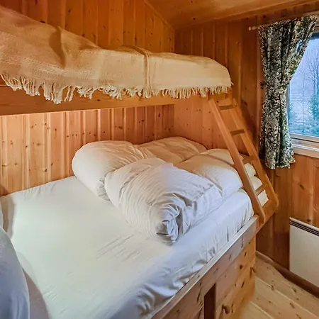 4 Bedroom In