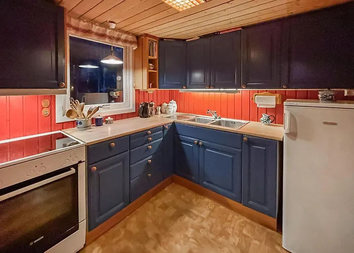 4 Bedroom In *