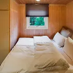 Σπίτι διακοπών 4 Bedroom In *